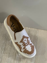 Load image into Gallery viewer, Very G Women Slip-on/Tan-marian