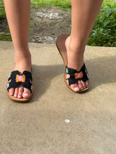 Load image into Gallery viewer, Girls Sandals/Black-Crochet-105K