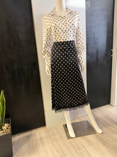 Load image into Gallery viewer, Women Top/White-10480TN