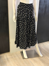 Load image into Gallery viewer, Women  Skirt/Black-7360SL