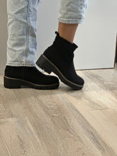 Load image into Gallery viewer, Very G Women Boots/Black-Dashing