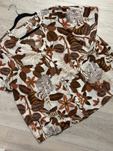 Load image into Gallery viewer, Women Plus size Top/Ivory Brown-WN11604
