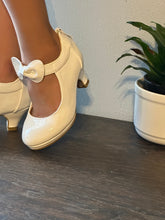 Load image into Gallery viewer, Girls Heels/White-Dana-64K
