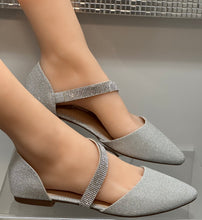 Load image into Gallery viewer, Women Flats/Silver-Lennon-5