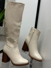 Load image into Gallery viewer, Women Boots/Ivory-Cami-9