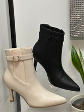 Load image into Gallery viewer, Women Boots/Black-Kaylee-50