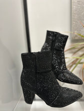 Load image into Gallery viewer, Women Boots/Black-Iceberg-11