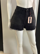 Load image into Gallery viewer, Women Shorts/Black-DB0493