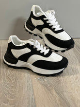 Load image into Gallery viewer, Women Tennis Shoes/Black White-Cristy-23