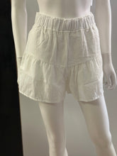 Load image into Gallery viewer, Women Shorts/White-NT11539