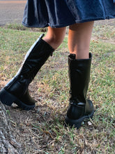 Load image into Gallery viewer, Girls Boots/Black-Dino-1K